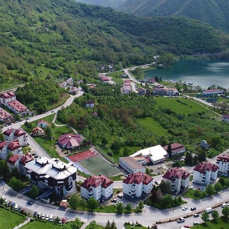 Apartman Sara Plužine Ngoại thất bức ảnh